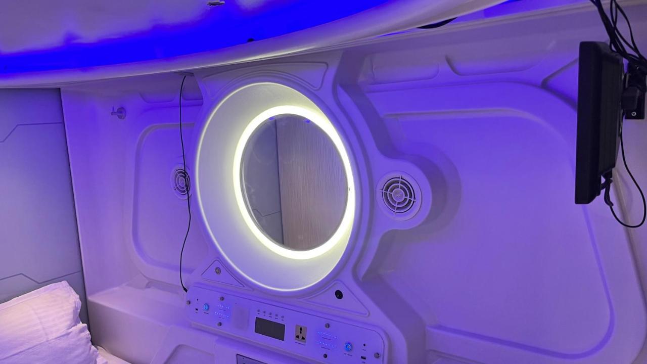Kapselhotel Astropods