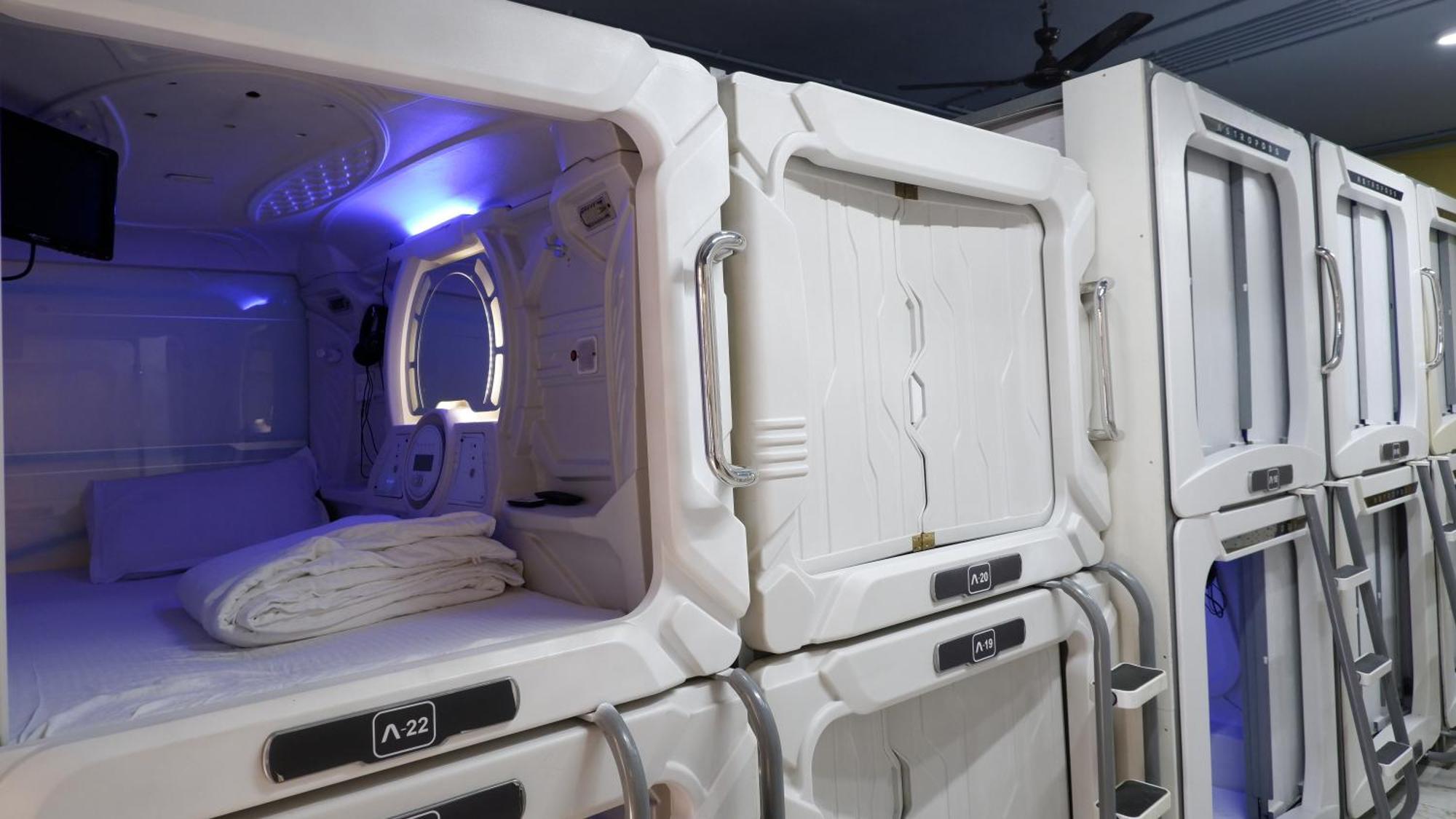 Astropods Kapselhotel Mumbai